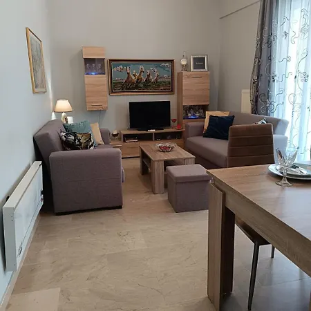 Theros Family Apartamento