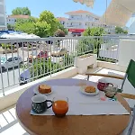 Theros Family Peraía