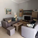 Theros Family Appartement *