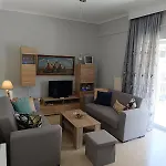Theros Family Appartement *